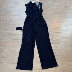 Size 2 Navy Blue LAURA Petites Sleeveless Jumpsuit
